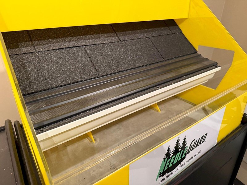 22 STAND X 2" RLM ROLLFORMER LINE TOOLED FOR TERMINATOR GUTTER TOPPER 2004 26" ROLL SPACE: YOBRO 25921