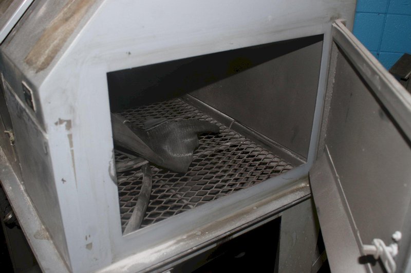 ENCONOLINE MODEL #42-24 BLAST CABNET: STOCK #75209