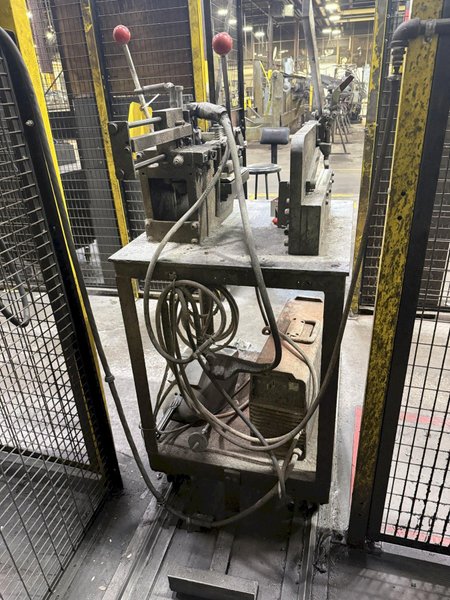 COIL SHEAR END WELDER WITH MILLER WELDER: YOBRO #24313