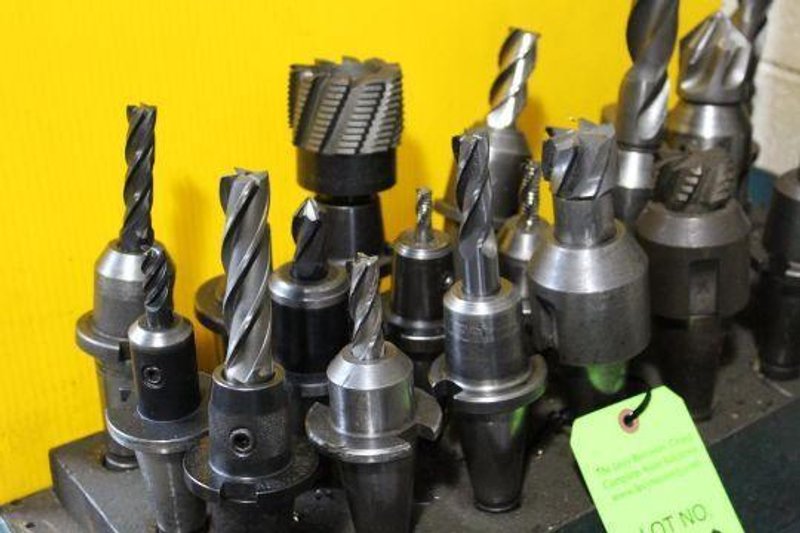2.5&quot; DEVLIEG 2B-36 SPIRAMATIC HORIZONTAL BORING MILL W/ TOOLING. STOCK # 0881425