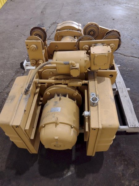 3 TON ACCO-WRIGHT WORK RATED SERIES 32 ELECTRIC POWERED CABLE HOIST: STOCK #18768