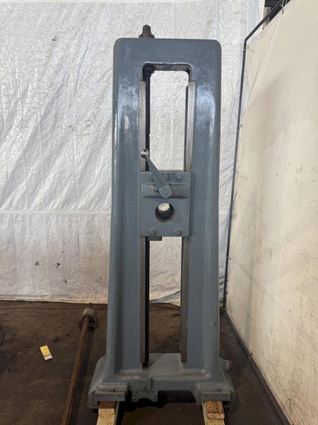 3" GIDDINGS &amp; LEWIS 300-T TAILSTOCK. STOCK #0544026