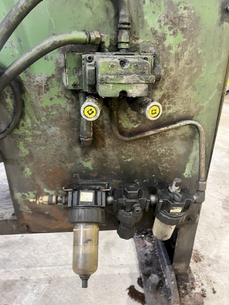 INFEED BILLET CONVEYOR WITH WILLIAMSON PYROMETER HEAT DETECTOR: STOCK #21084