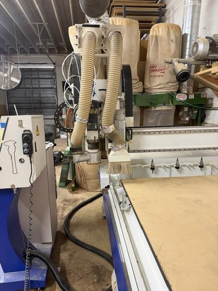 5′ x 10′ Limtech Industries C510D CNC Router, 2018 – 12 HP HSD Spindle, Syntec Control, Dust Tech Collection System