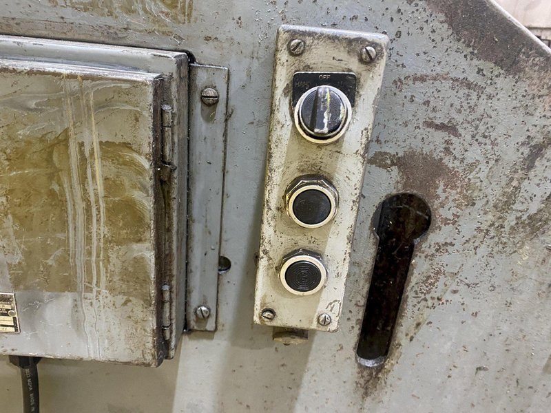 2000 LB X 20" LITTELL MODEL #CC20-20 MOTORIZED COIL CRADLE: STOCK #19913