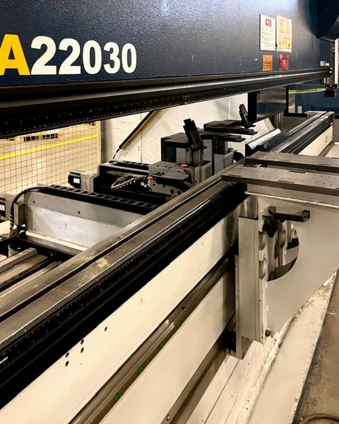Adira PA 22030 8-Axis Press Brake