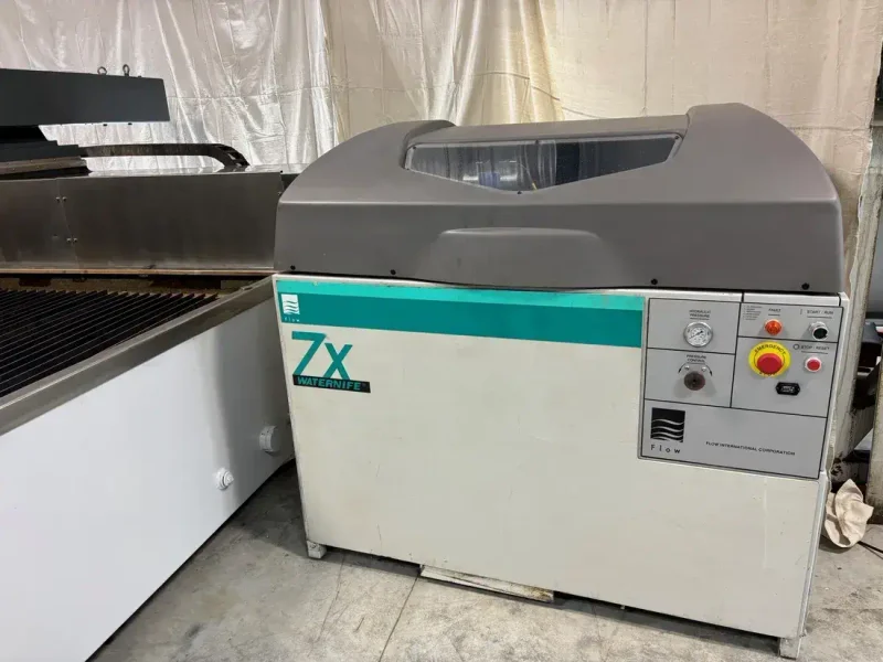 2022 FLOW MACH 100 3020 | Waterjet Cutters