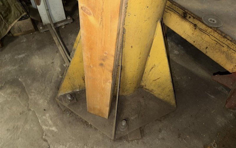 12" X 12' X 12' 1-TON GORBEL JIB CRANE. STOCK # 0546026
