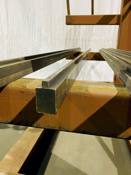 8&#039;4&quot; (100&quot;) PRESS BRAKE BOTTOM FLATTENING FEMALE DIE. STOCK 0101020