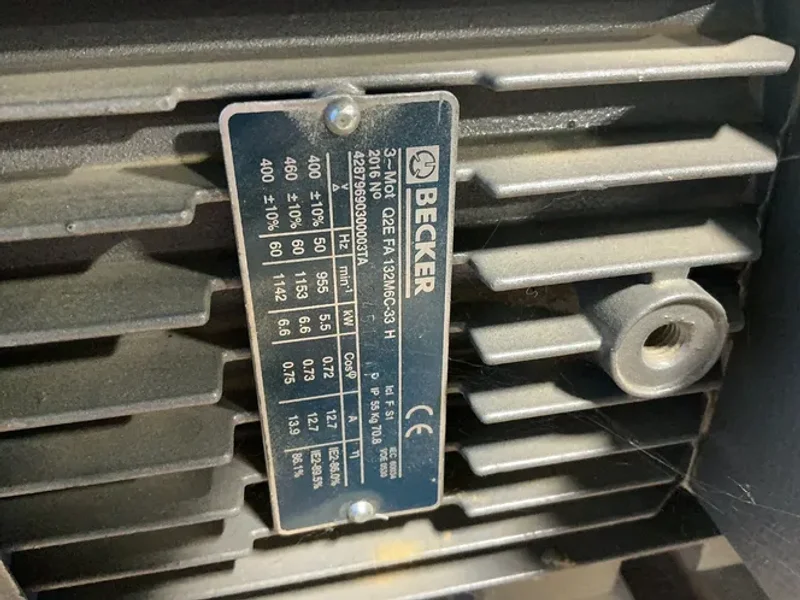 BECKER 5.5 / 6.4 KW ROTARY VANE VACUUM PUMP  -  VTLF 2.250/0-79