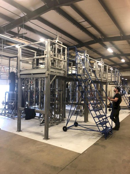 Turnkey Vitalis R-200-H Extraction System with KeepRite Condensing Unit and Support Modules