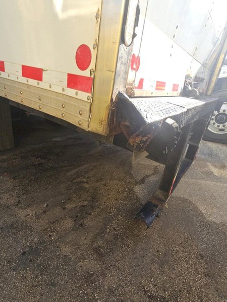 Peterbilt 337 Straight Truck, 2016 – Cummins/PACCAR Diesel, Allison Automatic, Medium-Duty Delivery Truck