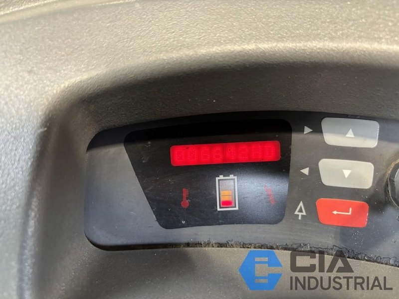 2020 - 3,500 LB. RAYMOND MODEL 425-C35TT STAND-UP ELECTRIC FORKLIFT