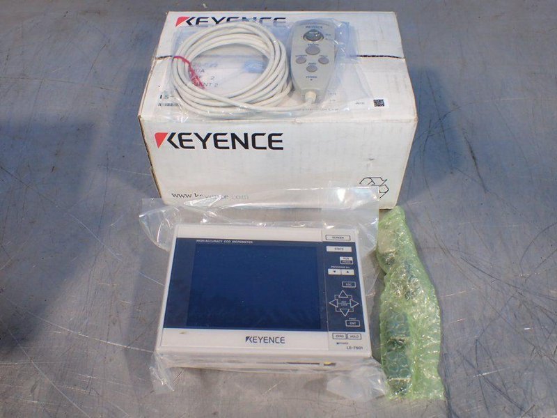 KEYENCE DIGITAL MICROMETER CONTROLLER  -  LS-7601