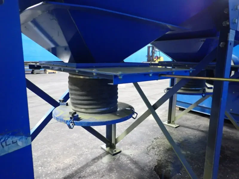 DONALDSON TORIT DUST COLLECTOR   -  DFO2-24