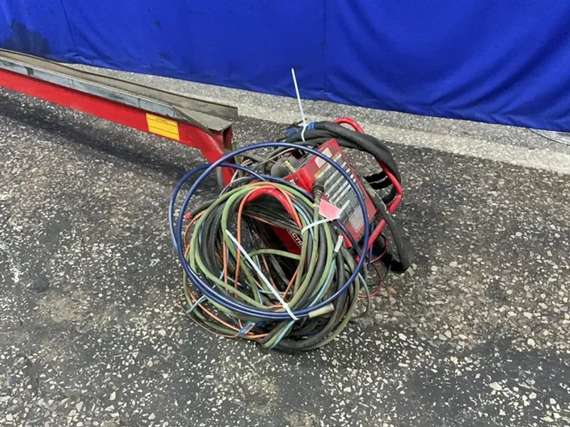 ZIPLINE 135” WELDING STATION