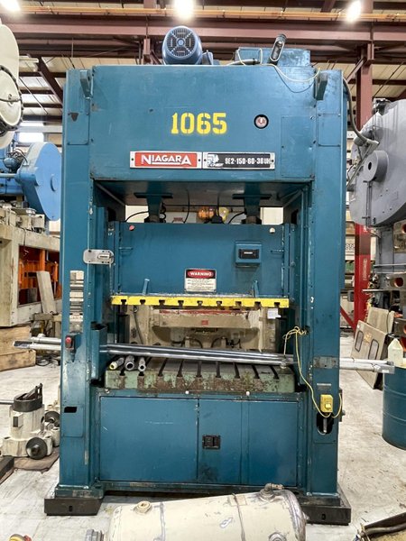 150 ton Niagara SE2-150-60-36 UH, Straight Side Mechanical Press For Sale, Year 1991