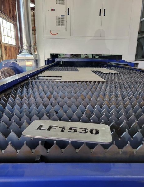 5′ x 10′ 4,000 Watt Eagle LF-1530 Fiber MaxPhotonics Laser Cutting Machine, 2025