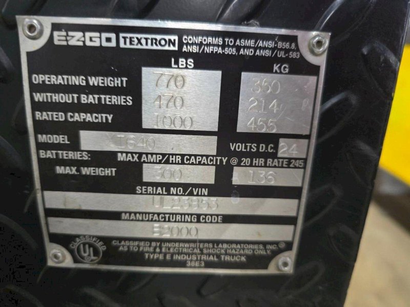 24 VOLT EZ-GO MODEL XI-640 TEXTRON CHASER/TUGGER CART #50: YOBRO #24637