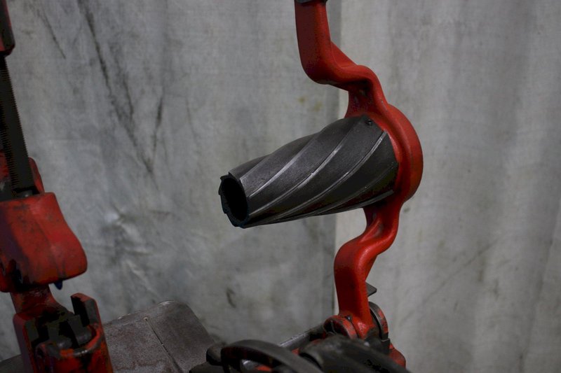 4&quot; RIDGID MODEL #444 PIPE &amp; BOLT THREADER: STOCK 76018