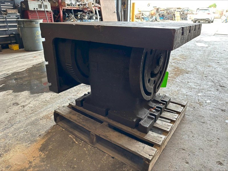 Used, 32&quot; x 28&quot; T-Slotted Tilting Box Table