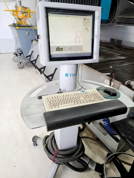 2011 FLOW MACH 4 2513B | Waterjet Cutters