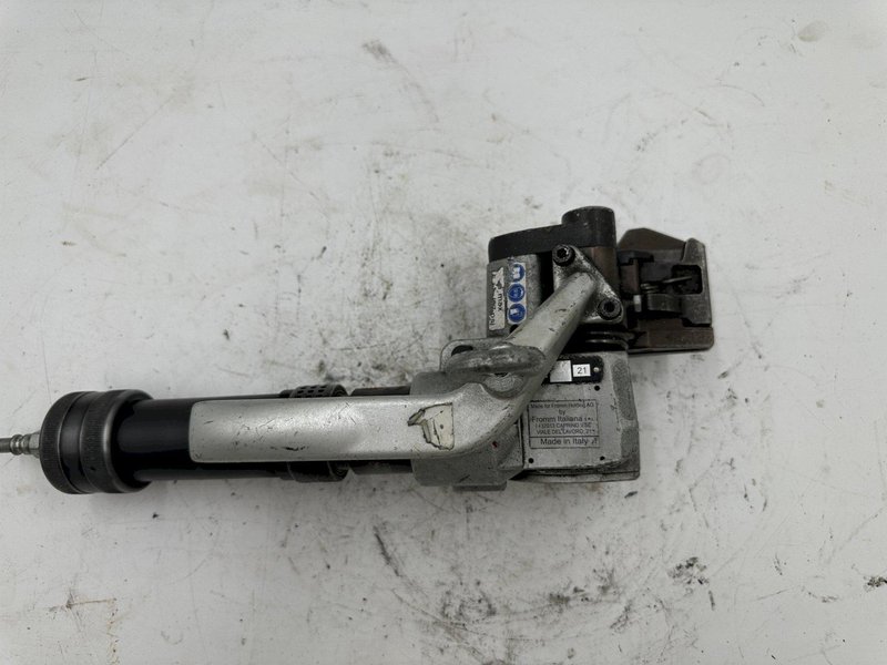 FROMM MODEL #A452 PNEUMATIC STRAPPING TOOL: YOBRO #26179