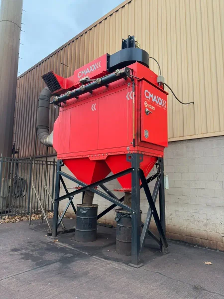 USED IMPERIAL SYSTEMS / CMAXX MODEL CM-10 DUST COLLECTOR FOR PLASMA TABLE