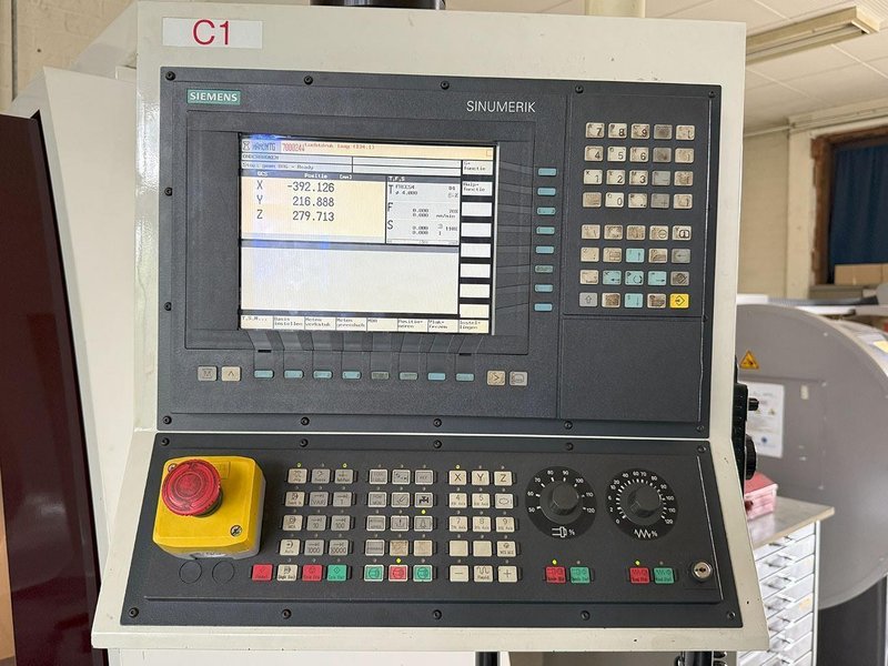 Chevalier X: 850 - Y: 510 - Z: 510 mm CNC