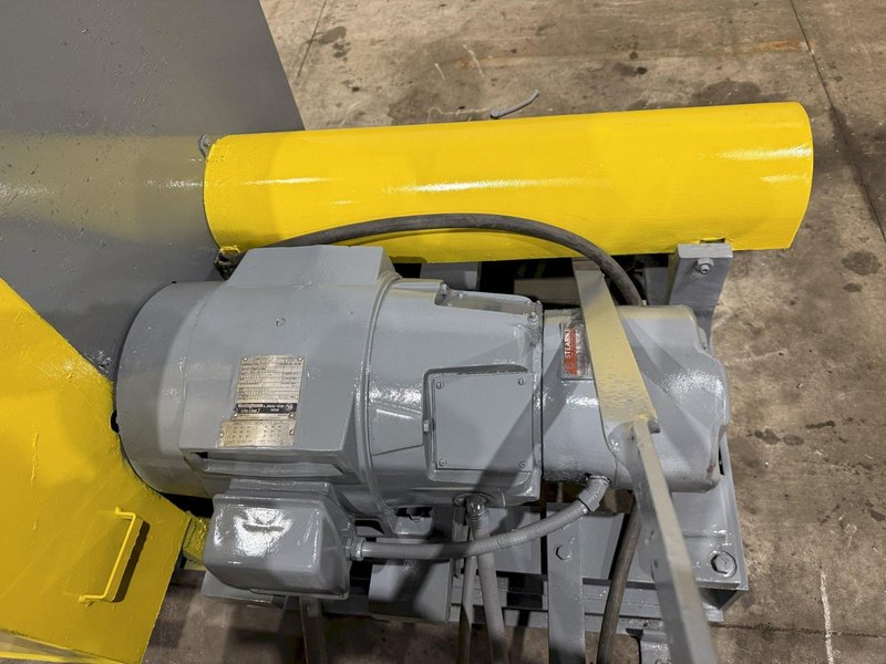 10&#039; X 1/4&quot; BERTSCH MODEL #7A INITIAL PINCH 3 ROLL MECHANICAL PLATE BENDING ROLL: YOBRO #23745