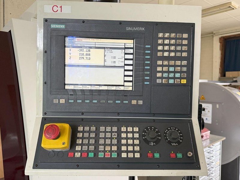 Chevalier X: 850 - Y: 510 - Z: 510 mm CNC