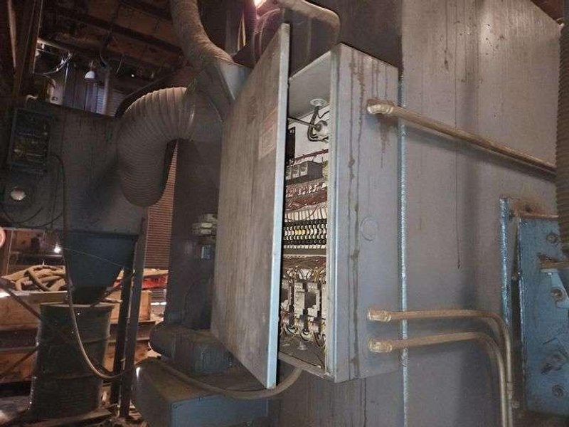 Viking 6&#039; swing table blast cleaning system with Micro Air cartridge dust collector, 2- direct drive shot wheels