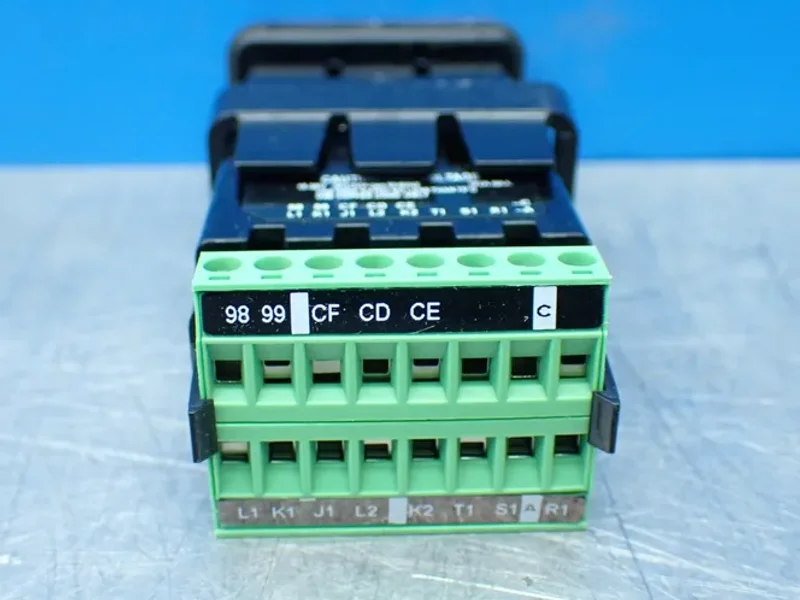 WATLOW 4 PANEL MOUNT PROCESS CONTROLLERS  -  PM3C3EJ-AAAABAA