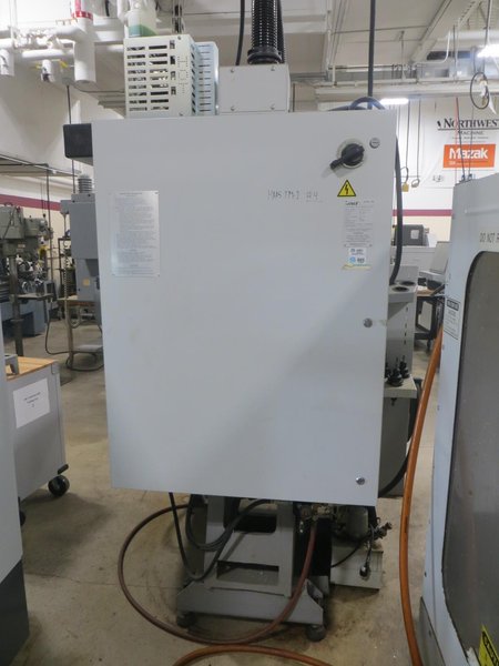 Haas TM-1 CNC Tool Room Mill, Haas 32-Bit CNC Control, 40 Taper, Splash Guards, Coolant Tank &amp; Pump- Auction Item