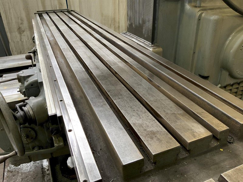 KEARNEY &amp; TRECKER MODEL 650 TF 20 HORIZONTAL MILL: STOCK #81108: STOCK #81110