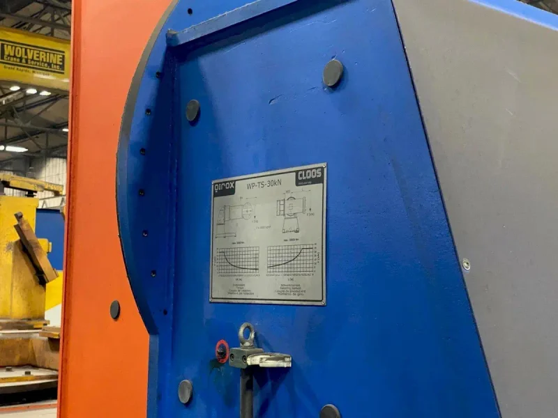 USED CLOOS HIGH PERFORMANCE DUAL STATION ROBOTIC WELDING CELL