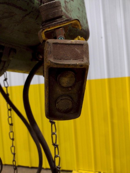 2000 LB 1 TON P&amp;H MODEL ZIP LIFT CABLE HOIST: STOCK #18897