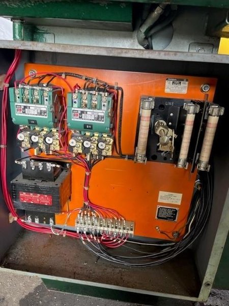 9" x 18"  W.F. Wells Band, Horizontal Band Saw STOCK # 3748