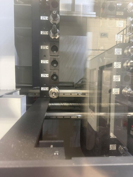 2022 Used DN Solutions NHP5000 Doosan CNC Horizontal Machining Center with 12 Station Doosan LPS 5000 Pallet Pool For Sale