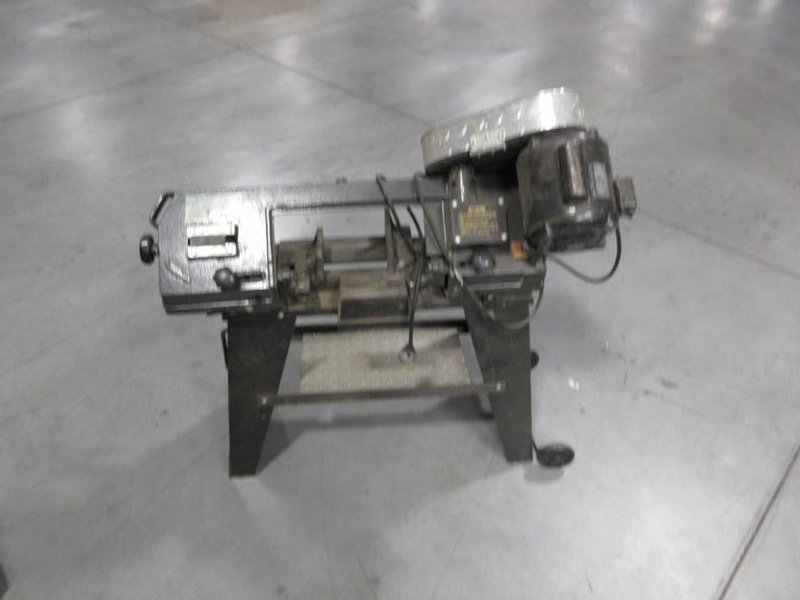 Chicago Forge 4-1/2" Horizontal Bandsaw, 45 Degree Miter, 3 Speed, 110V Single Phase- Auction Item