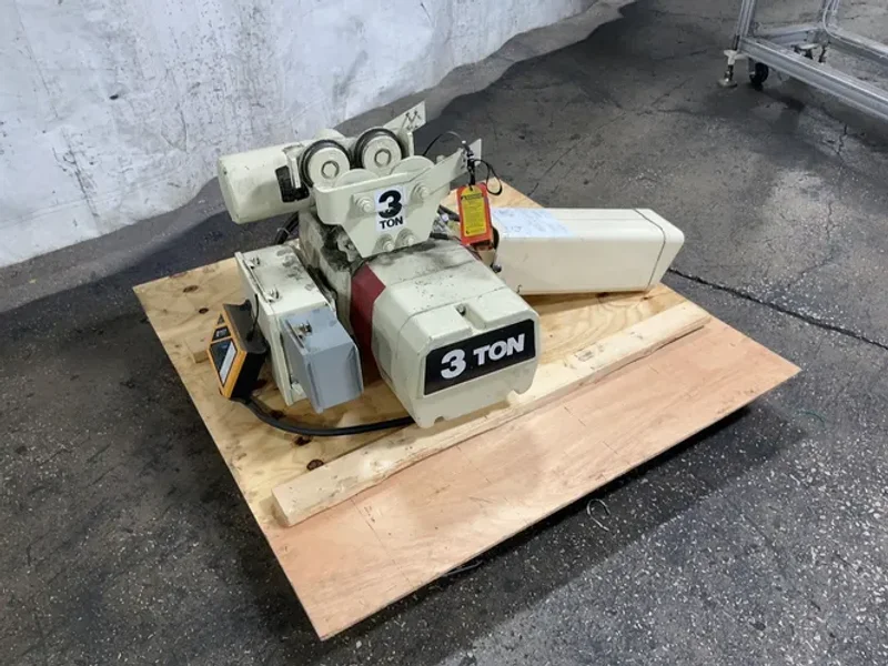 COFFING 3 TON CHAIN HOIST  -  ECMT6016