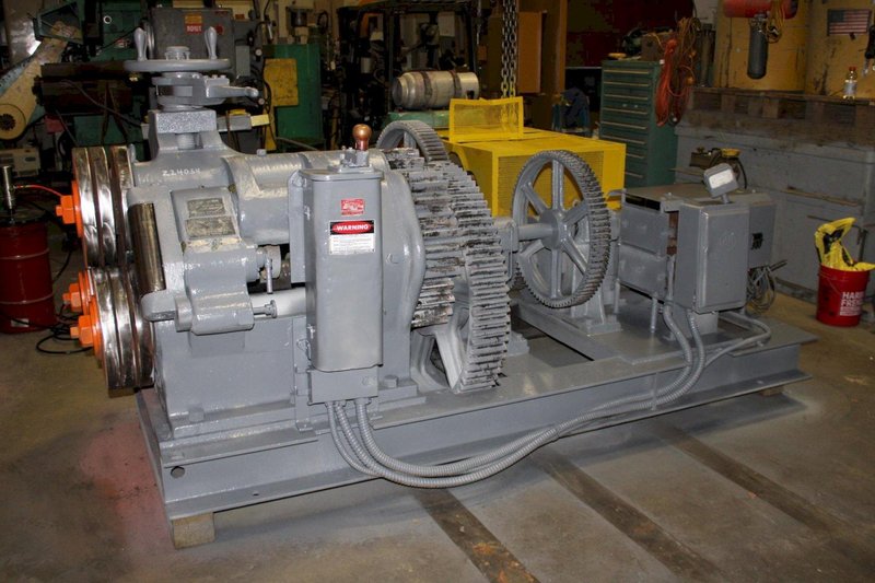 4" X 4" X 5/8" BUFFALO ANGLE ROLL