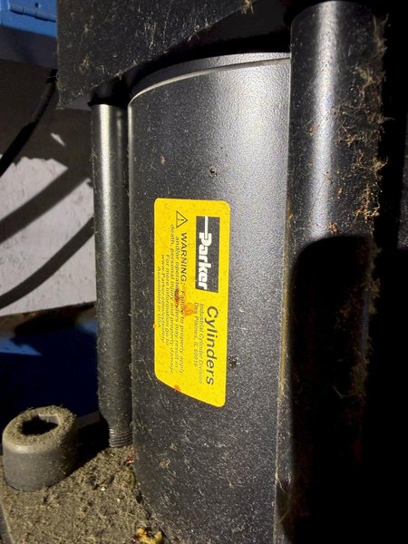 3,000 PSI LEADER ENGINEERING FABRICATION HEAT PRESS. STOCK #0431926