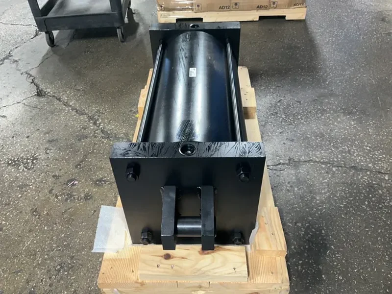 SCHRADER BELLOWS 250 PSI PNEUMATIC CYLINDER  -  PAM158441 24.750