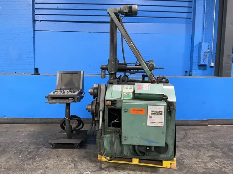 ROUNDO 3" X 3" X 3/8" ANGLE ROLLER  -  R-3-S