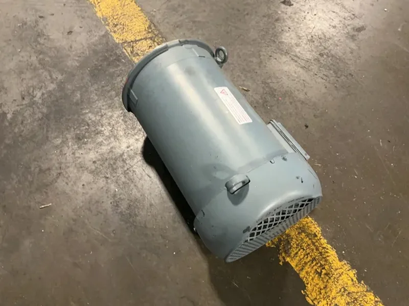 WEG 5 HP MOTOR   -  MUTF-W