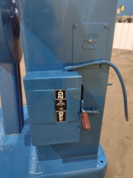 2500 LB 1.25 TON X 18&quot; AMERICAN MOTORIZED MODEL #60  COIL REEL UNCOILER: STOCK #10430