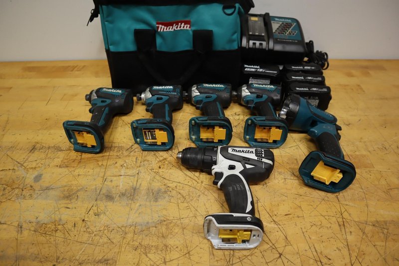 Makita XDT13 Brushless Impacts (4), XFD01 Drill, LED Light &amp; Bag w/ Batteries &amp; Chargers- Auction Item