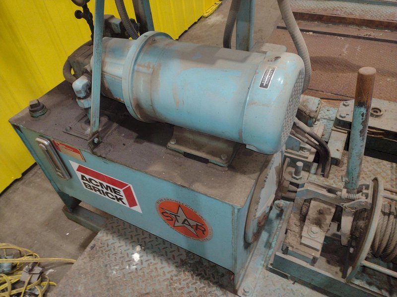 STAR ENGINEERING MODEL #S-3-7 HYDRAULIC POWERED RAIL TRANSFER CART WITH WINCH: STOCK #18491