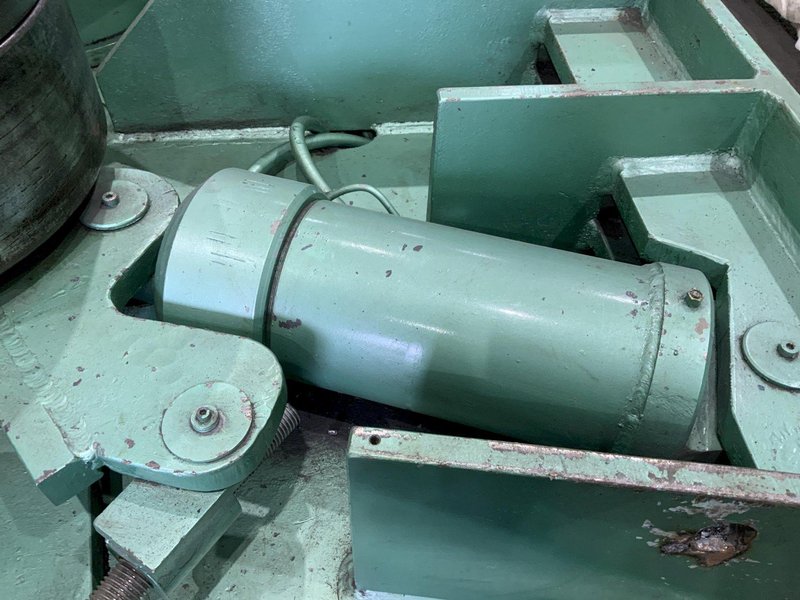 6"X 6" X 5/8" ROUNDO MODEL R6 ANGLE BENDING ROLL : STOCK #80903